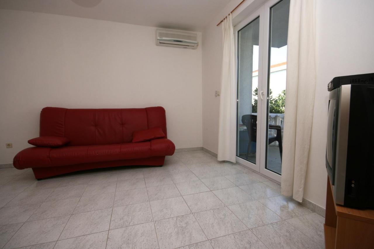 Apartments With A Parking Space Mandre, Pag - 6405 كولان المظهر الخارجي الصورة