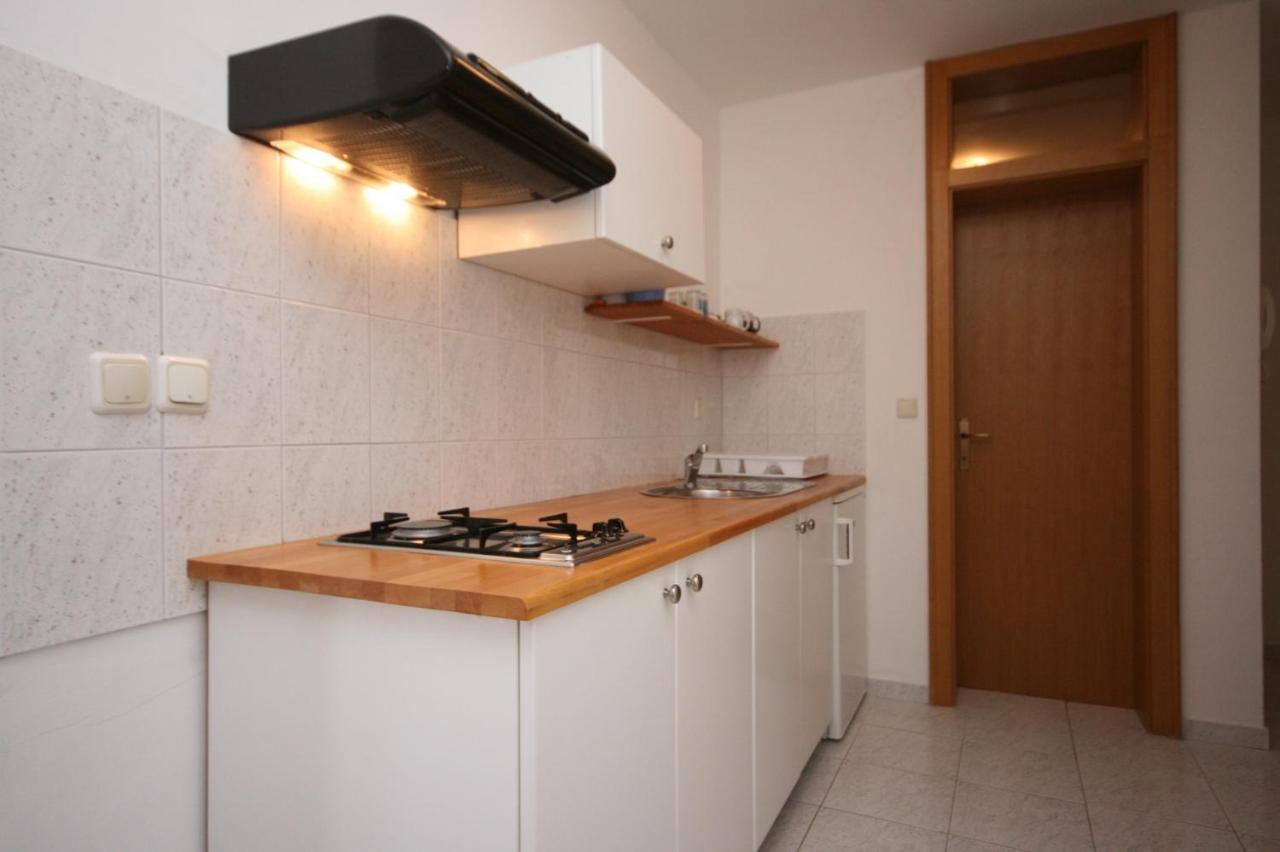 Apartments With A Parking Space Mandre, Pag - 6405 كولان المظهر الخارجي الصورة
