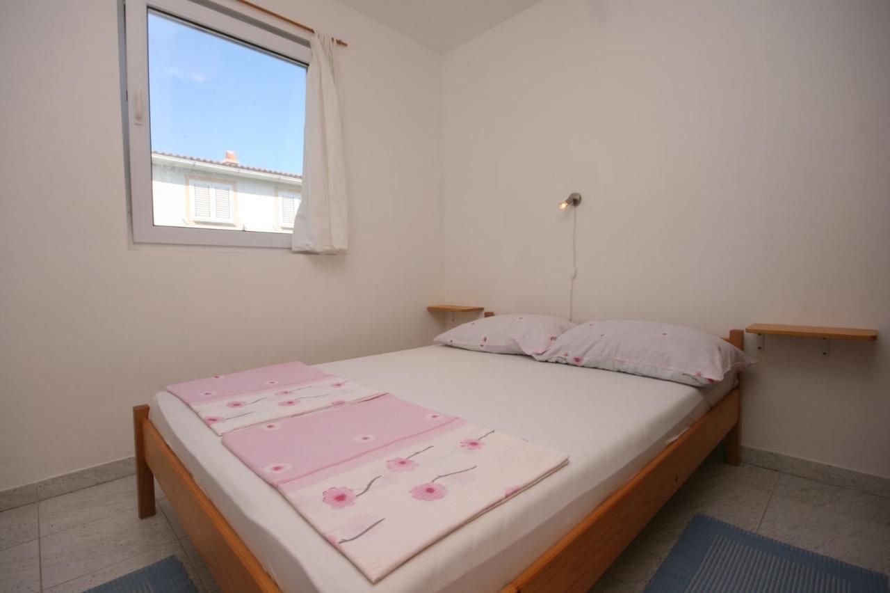Apartments With A Parking Space Mandre, Pag - 6405 كولان المظهر الخارجي الصورة