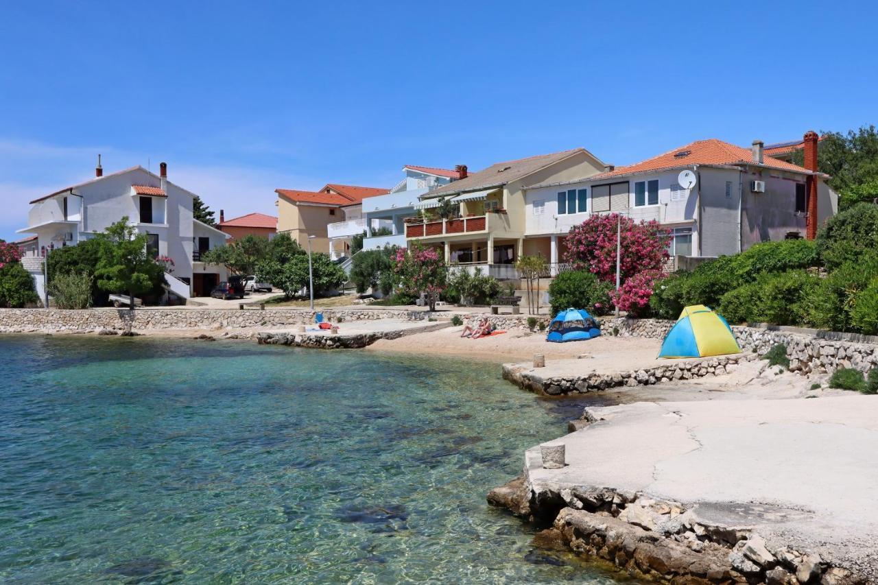 Apartments With A Parking Space Mandre, Pag - 6405 كولان المظهر الخارجي الصورة